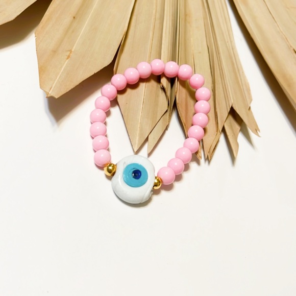 Pink beaded evil eye bracelet - Picture 2 of 4